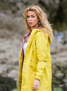 voir serie Keeping Faith en streaming