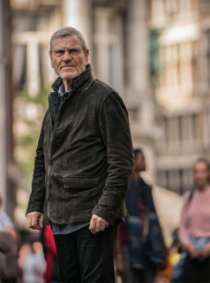 voir serie Baptiste en streaming