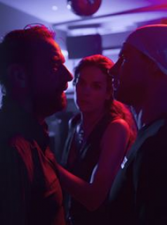 voir Undercover saison 2 épisode 8