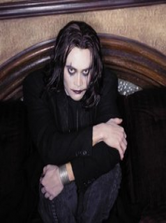 voir The Crow : Stairway to Heaven saison 1 épisode 11